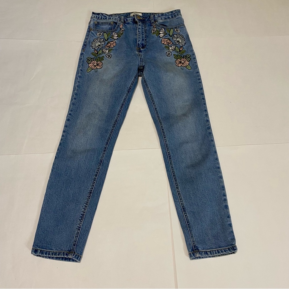 Forever 21. Floral Embroidered Blue Jeans